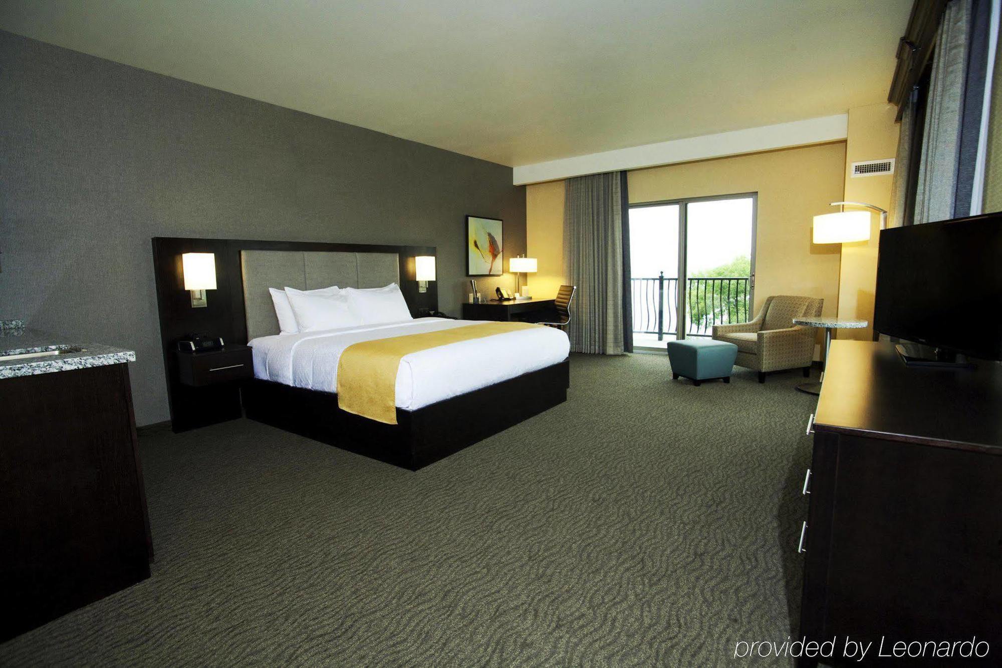 Doubletree By Hilton Bemidji Hotel Ngoại thất bức ảnh